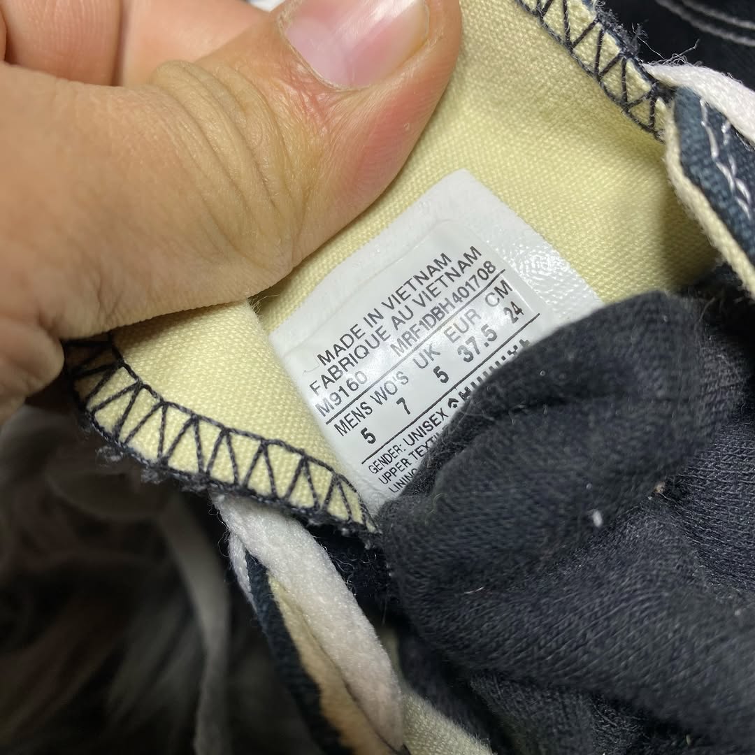 Converse High Top (37.5)