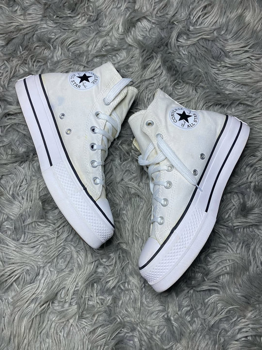 Converse High Top (39.5) 2304
