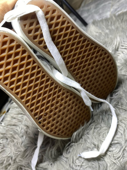 Vans Low Top (42)