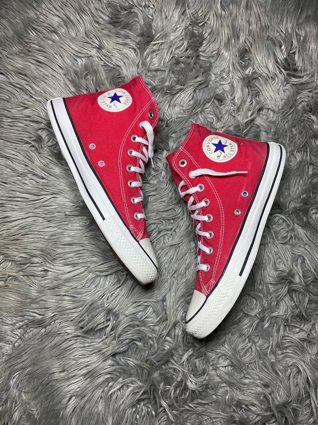 Converse High Top (42)