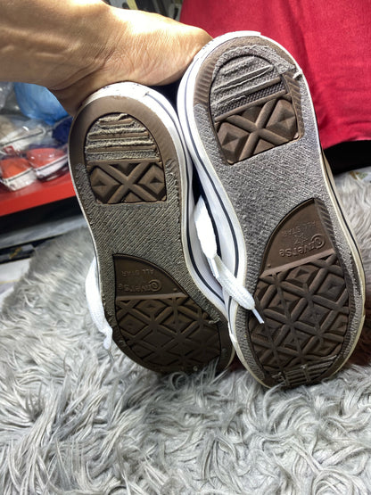Converse Low Top (42.5)