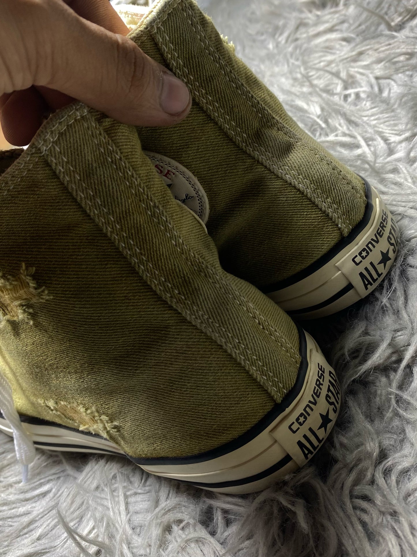 Converse High Top (42)