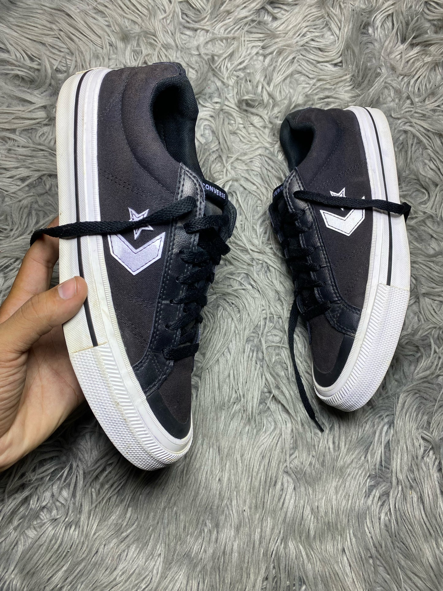 Converse Low Top (42)