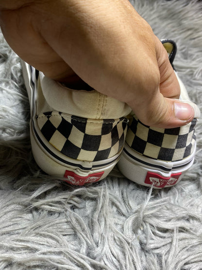 Vans Low Top (40)