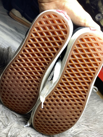 Vans Low Top (40)