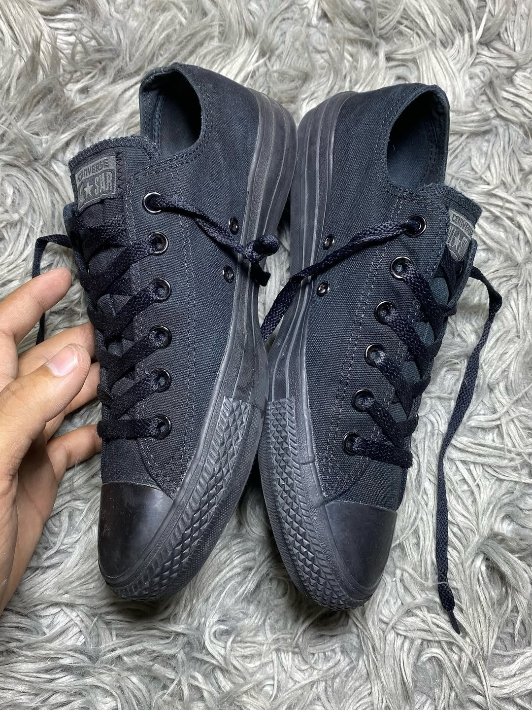 Converse Low Top (41.5)