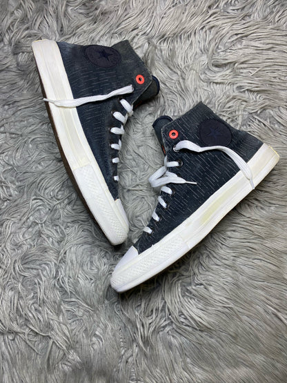 Converse High Top (41.5)