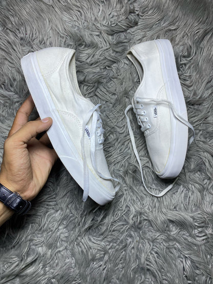 Vans Low Top (44)