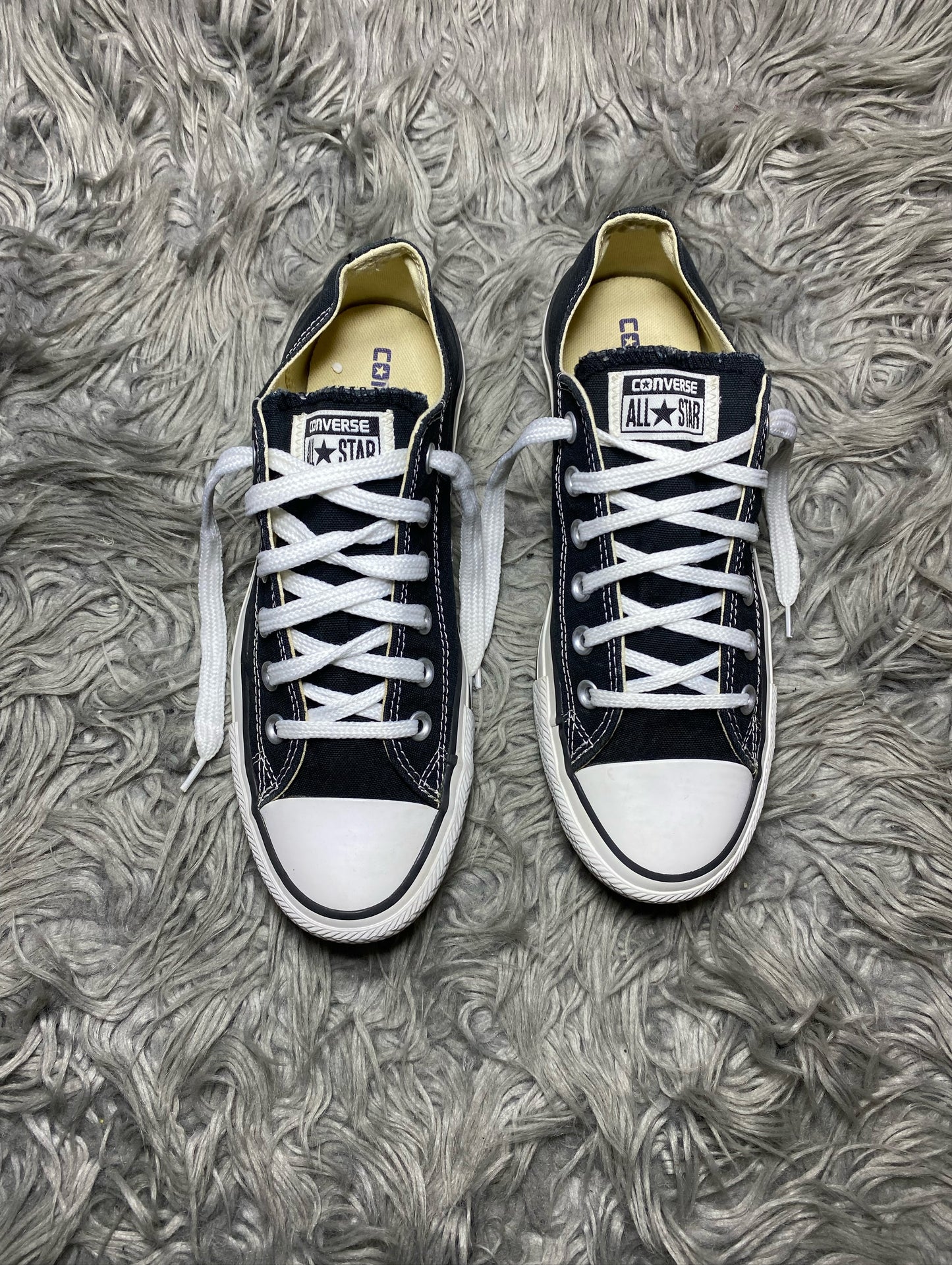 Converse Low Top (39.5)