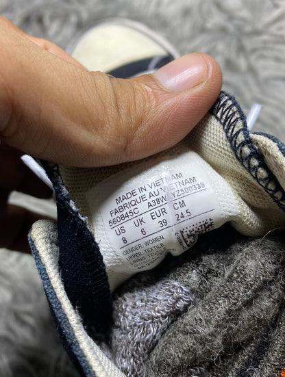 Converse High Top (39)