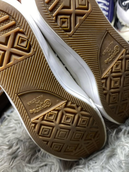 Converse Low Top (44)