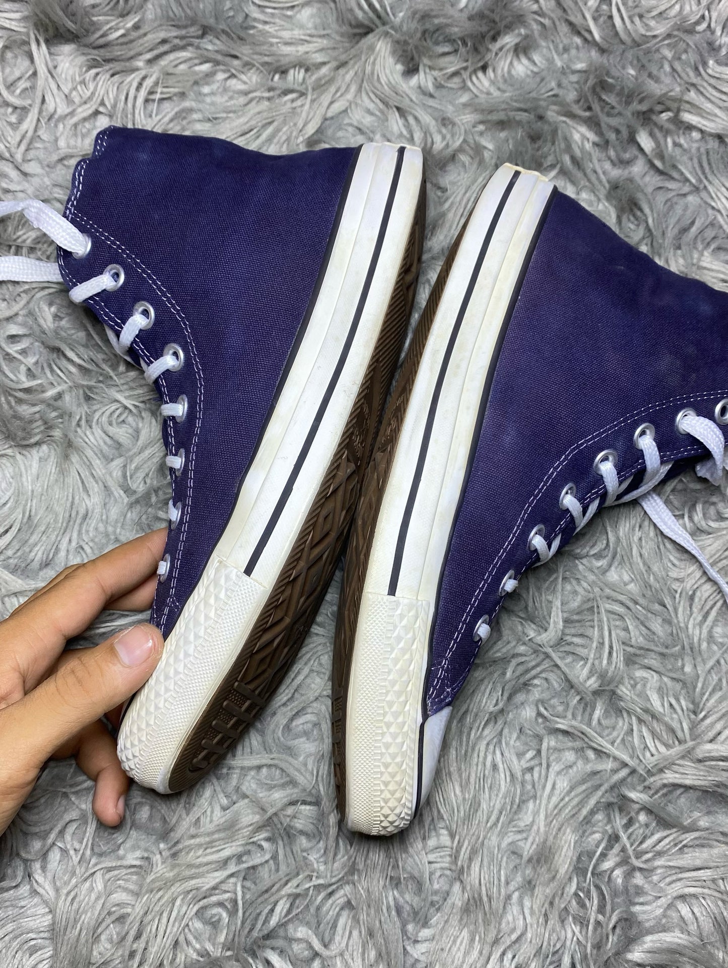Converse High Top (42.5)