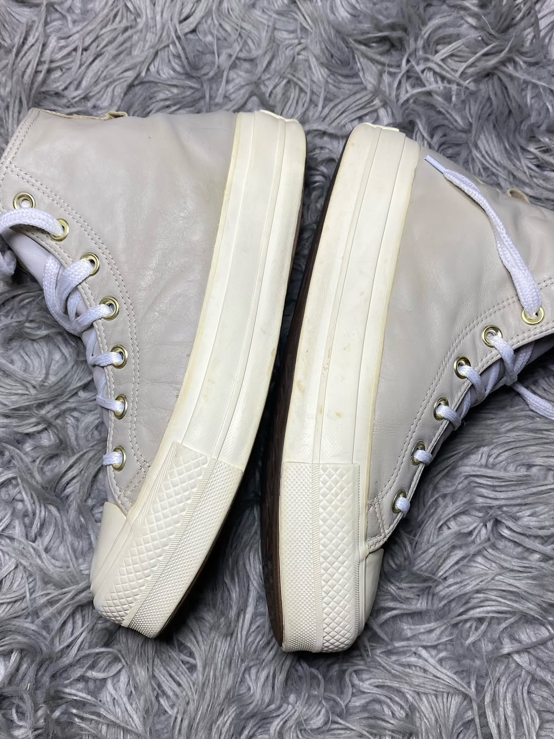 Converse High Top (40)