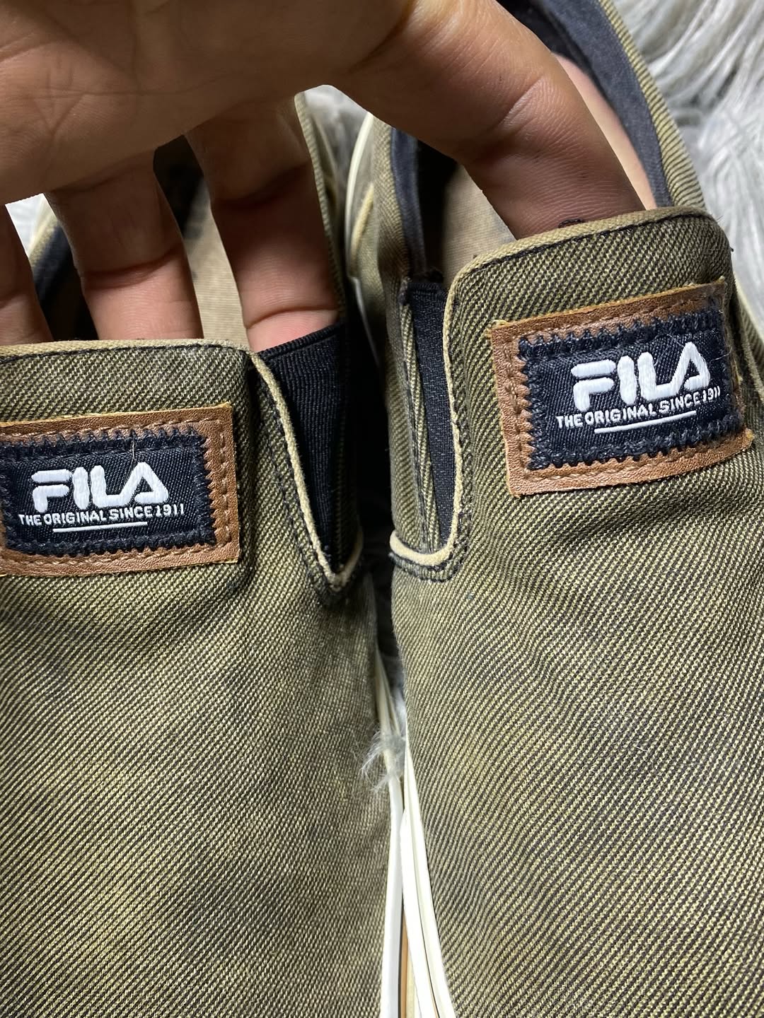 (FILA) Shoe Size (45)