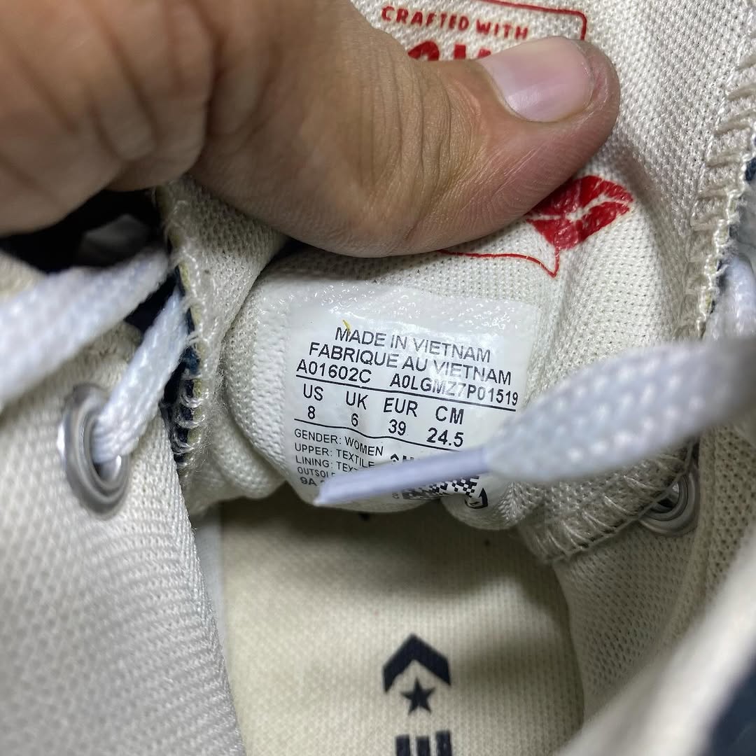 Converse High Top (39)