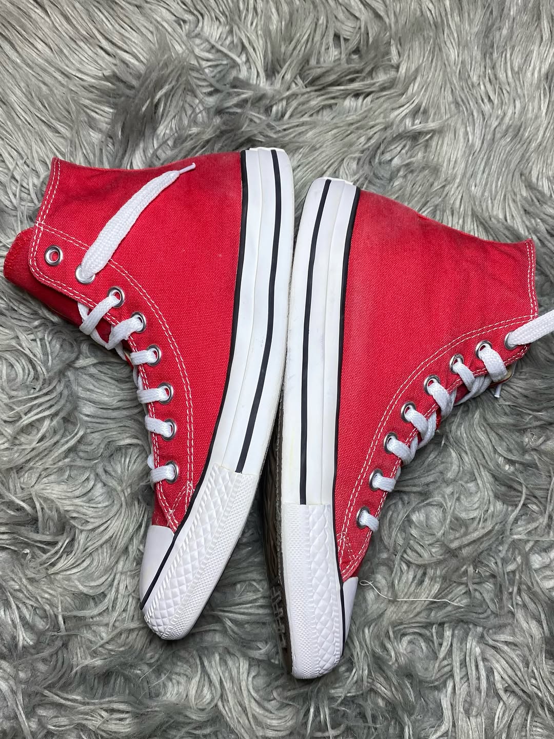 Converse High Top (39.5)
