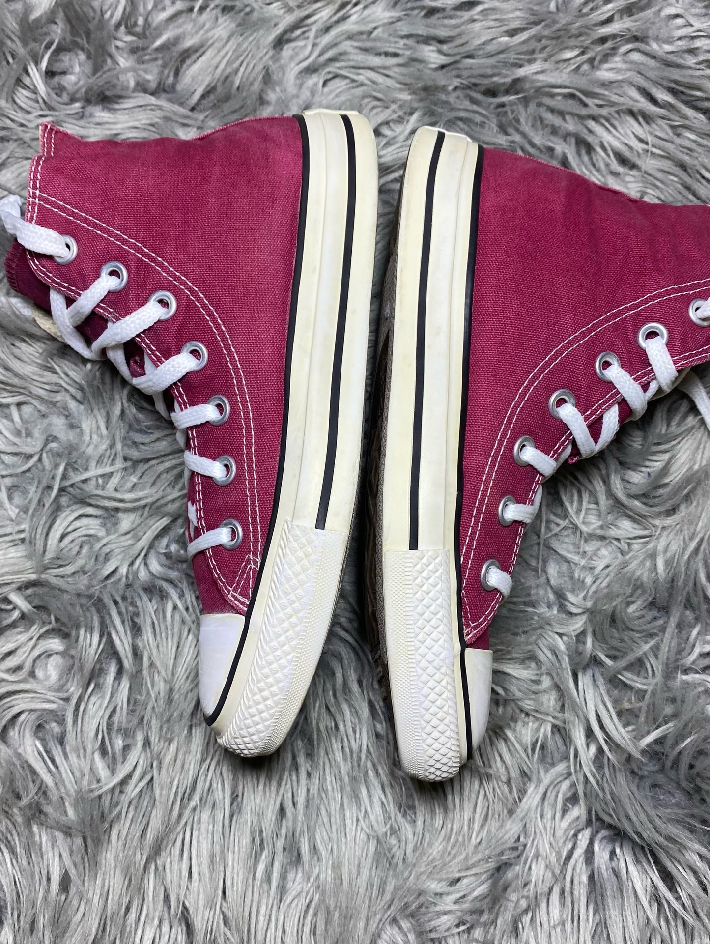 Converse High Top (37.5)