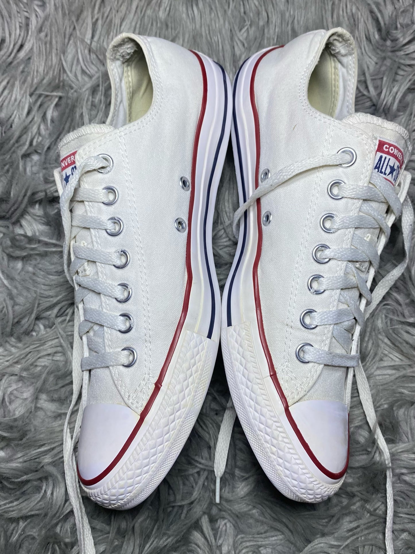 Converse Low Top (42)