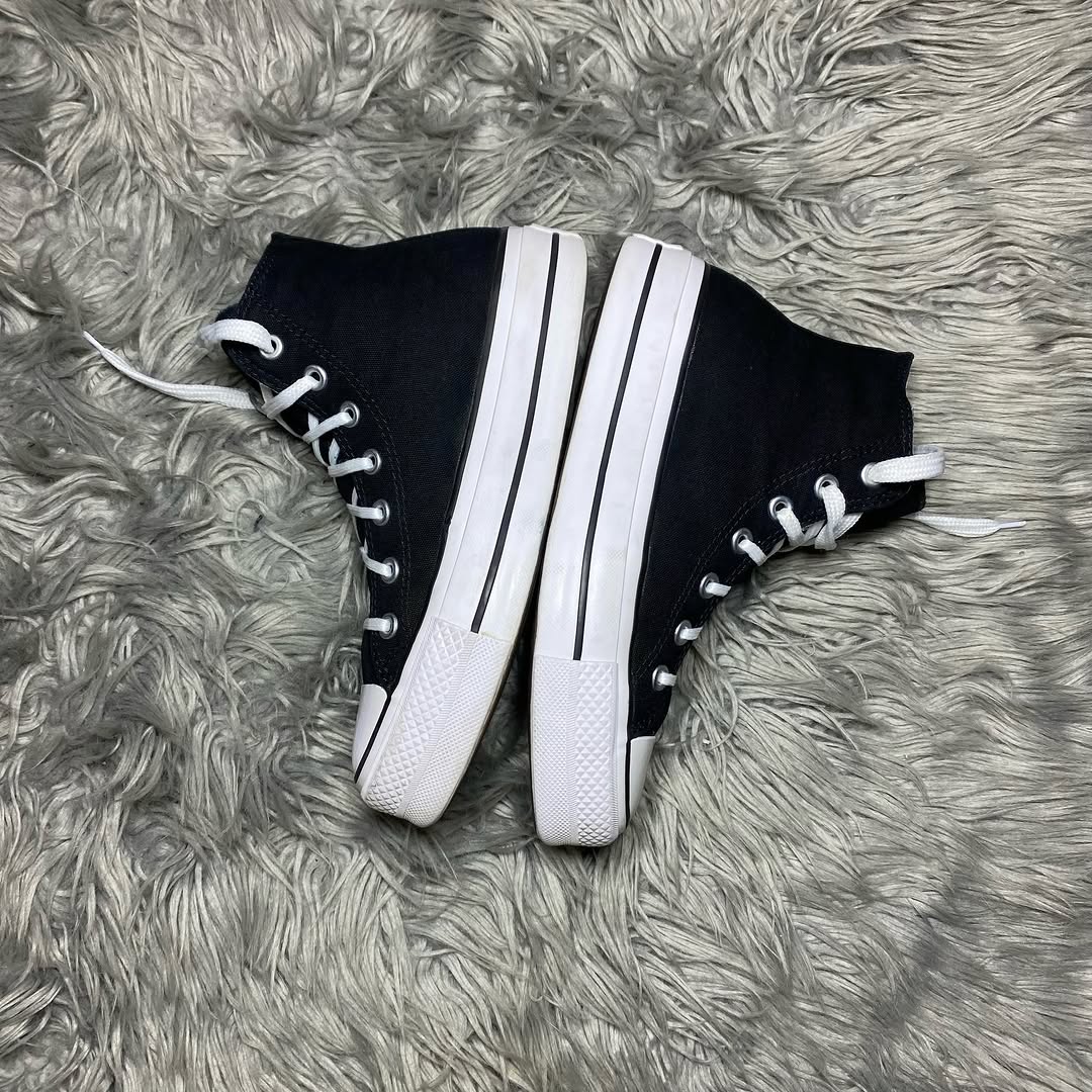 Converse High Top (38)