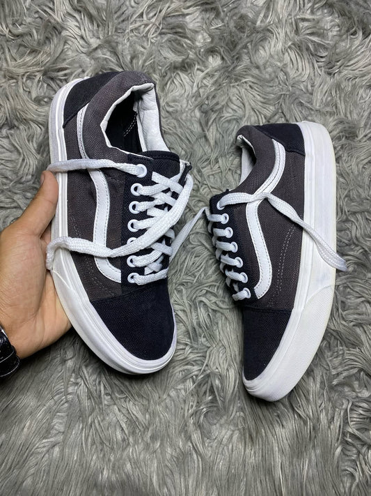 Vans Low Top (40.5)