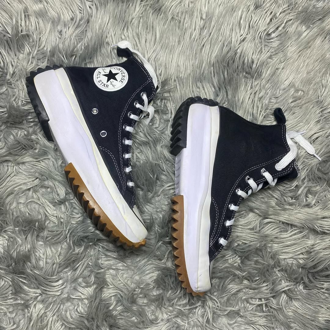 Converse High Top (39)