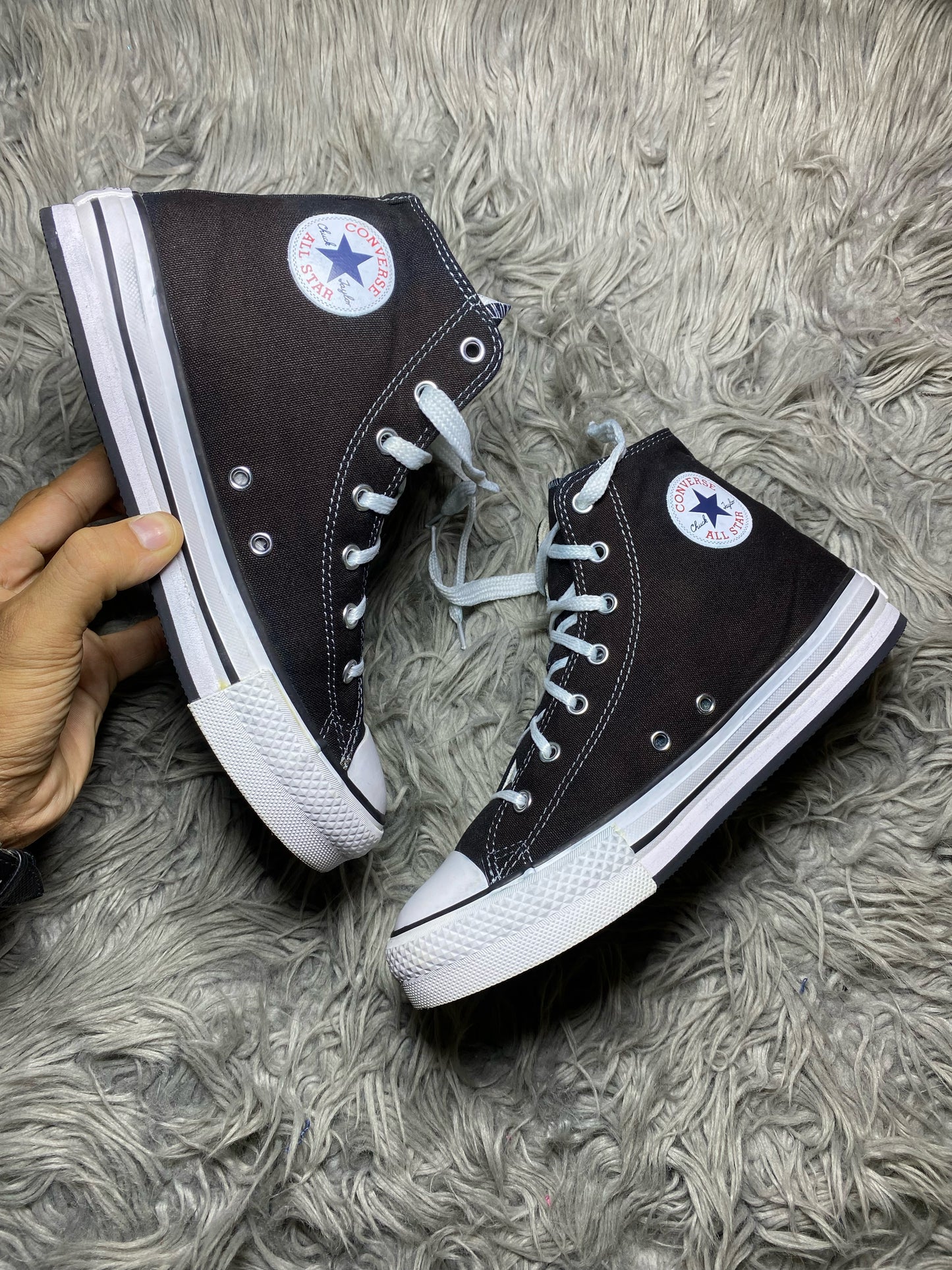 Converse High Top (38.5)