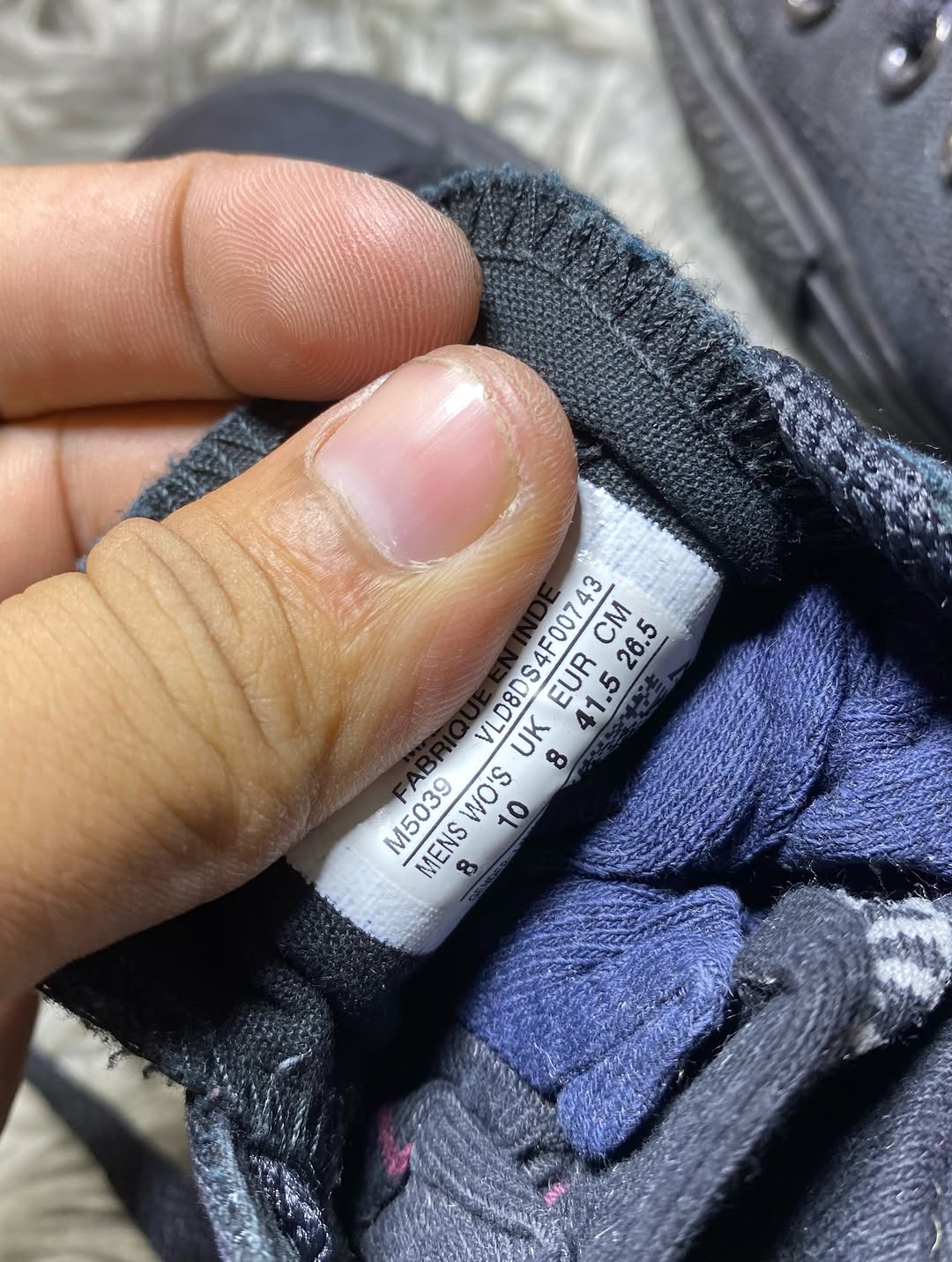 Converse Low Top (41.5)