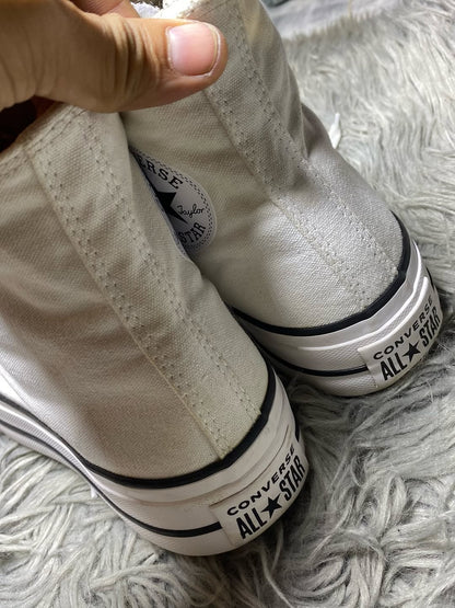 Converse High Top (39)