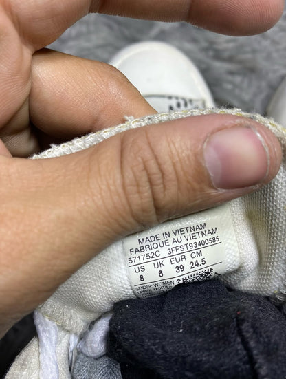 Converse High Top (39)