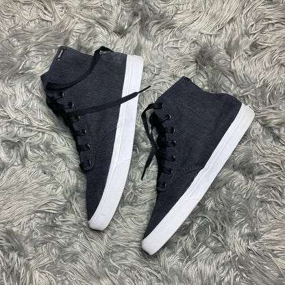 Converse High Top (40.5)