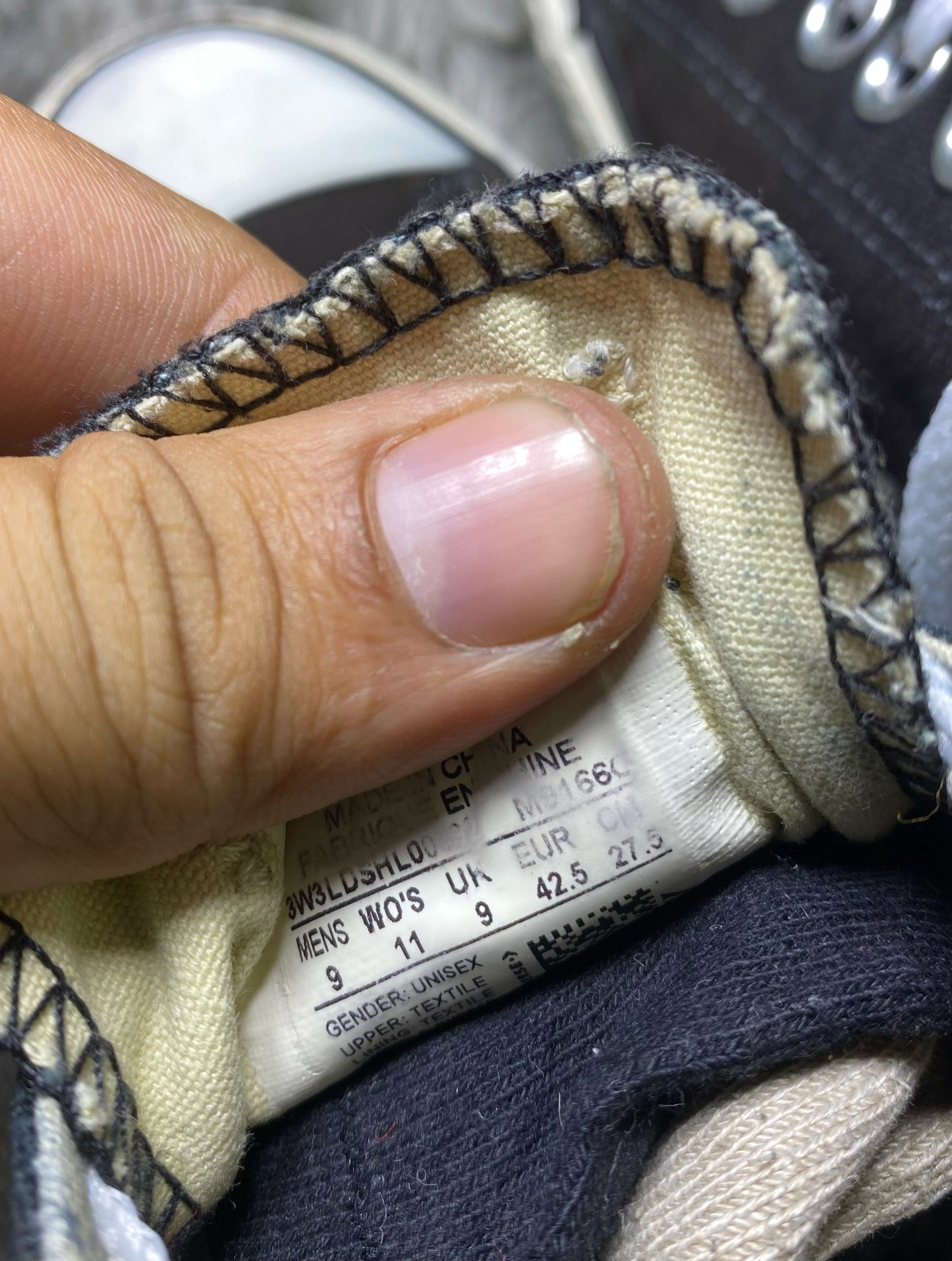 Converse Low Top (42.5)