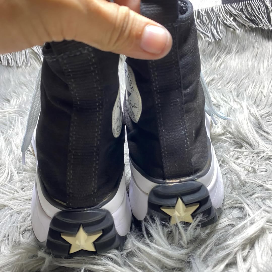 Converse High Top (38.5)