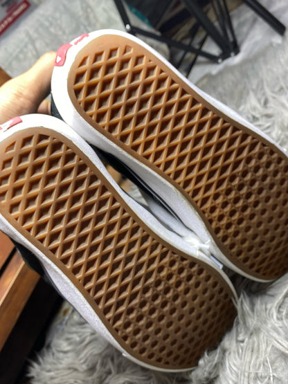 Vans Low Top (41)