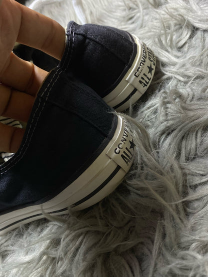 Converse Low Top (41.5)