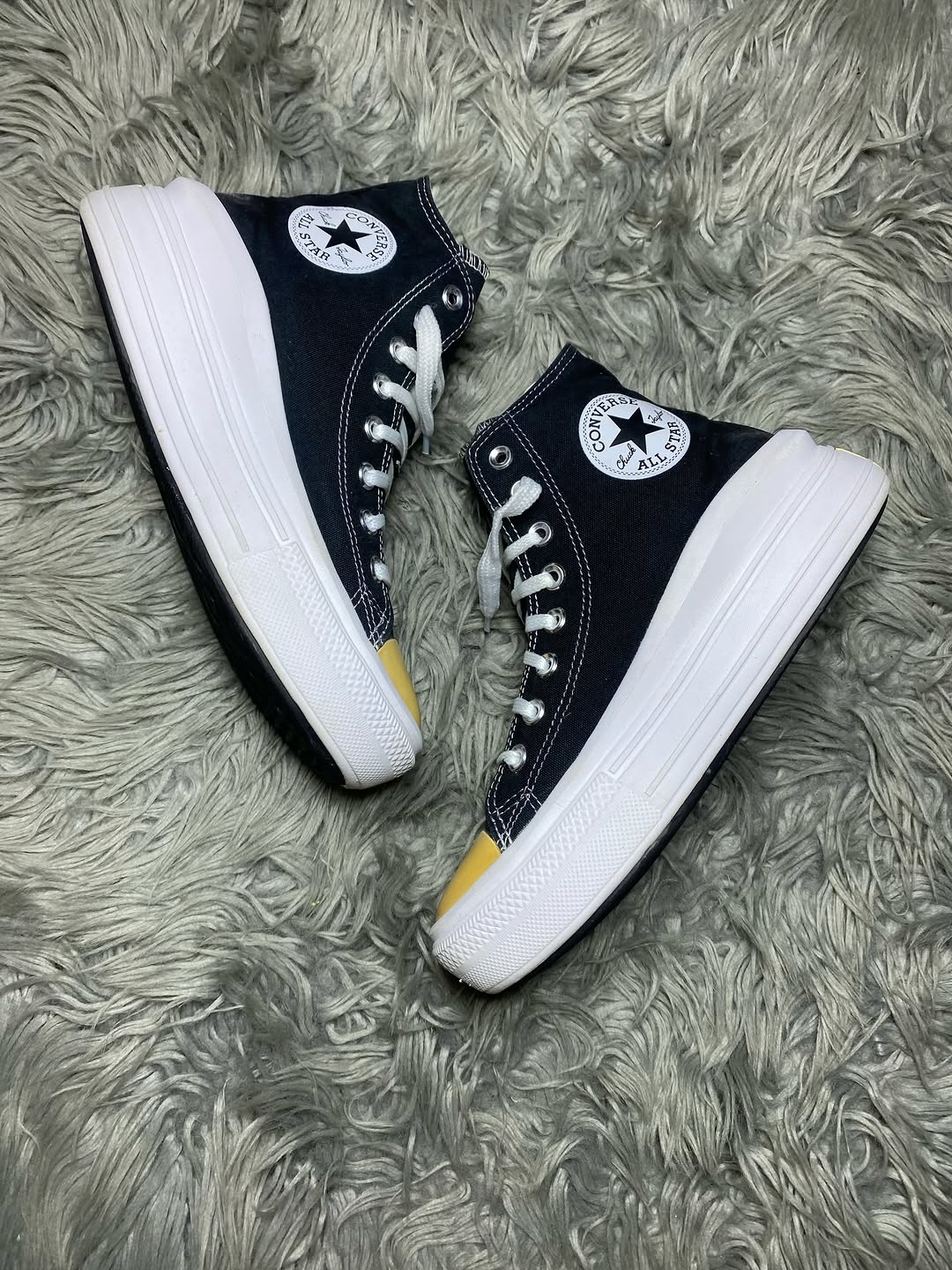 Converse High Top (39.5)