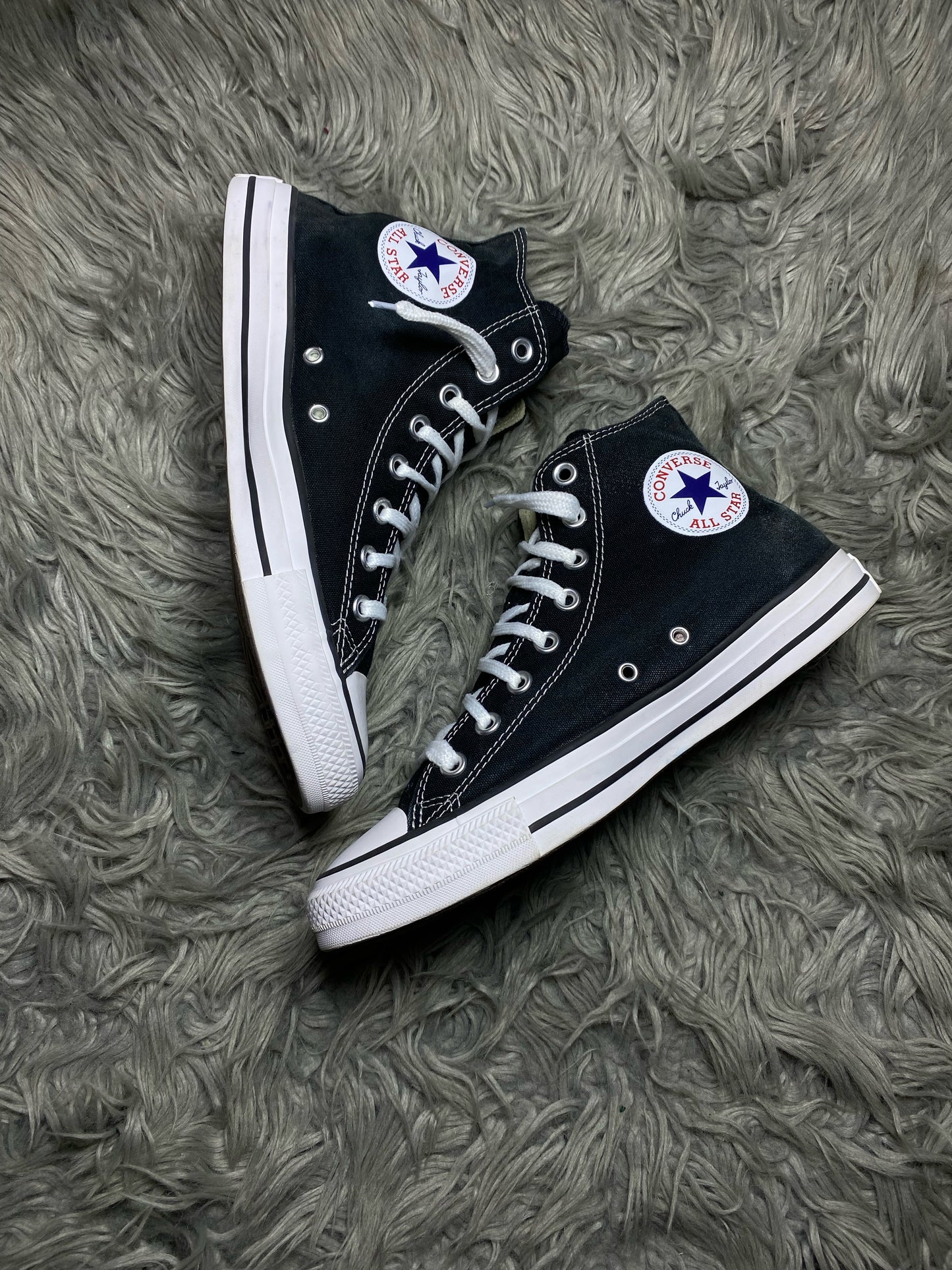 Converse High Top (41.5)