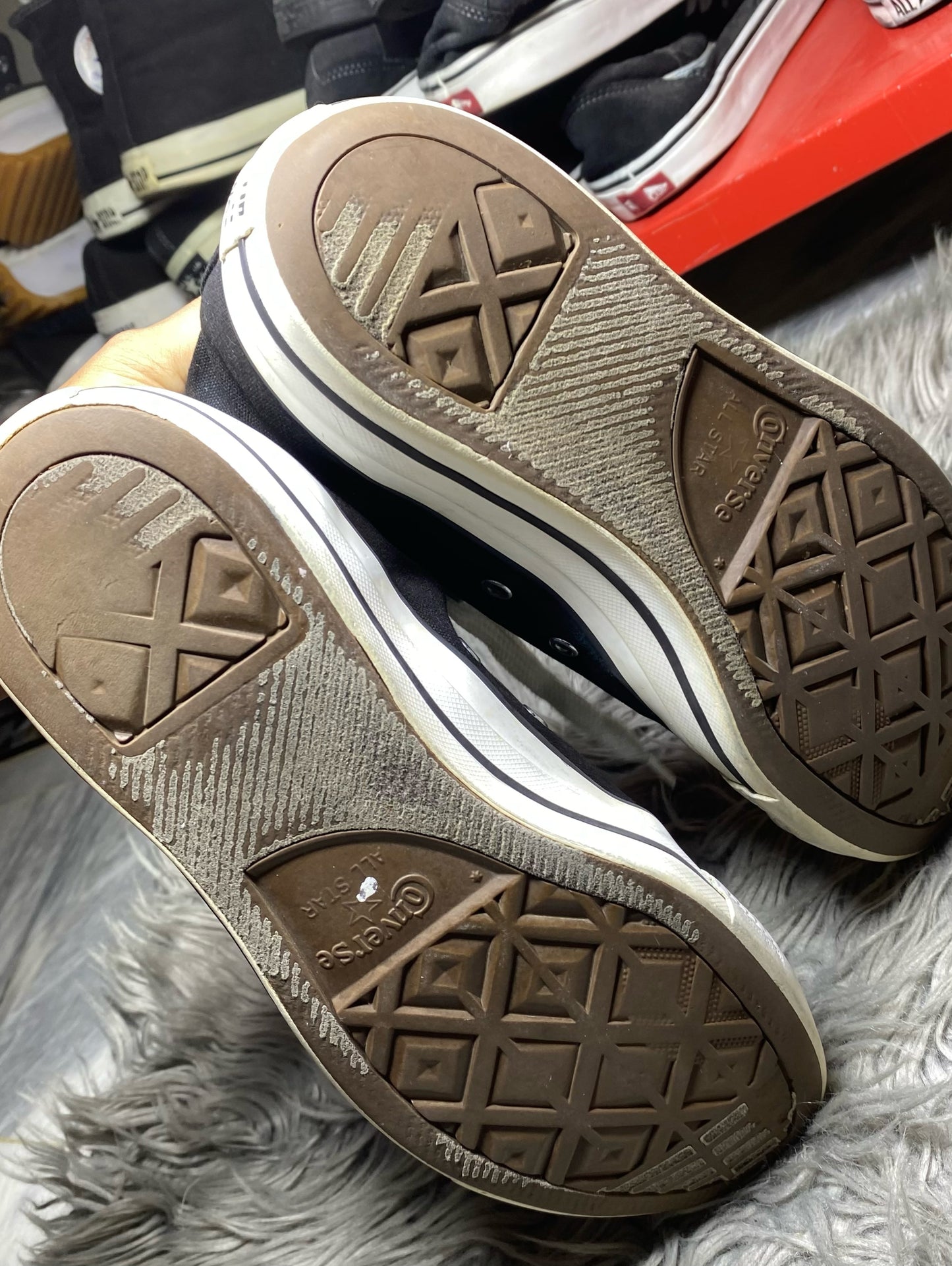 Converse High Top (42.5)