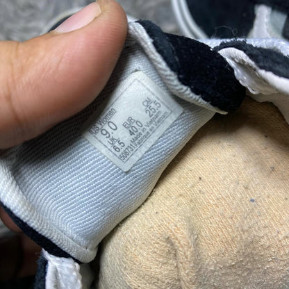 Vans Low Top (40)