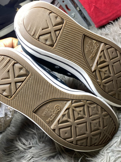 Converse High Top (39)