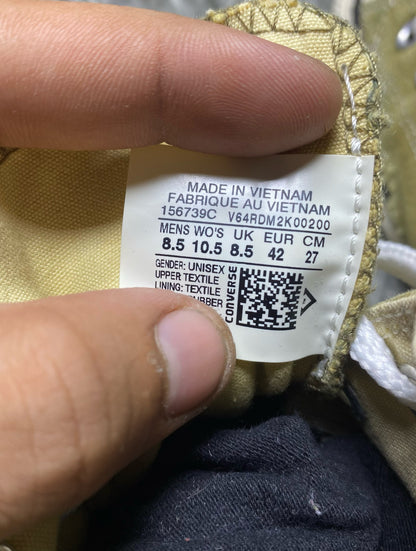 Converse High Top (42)