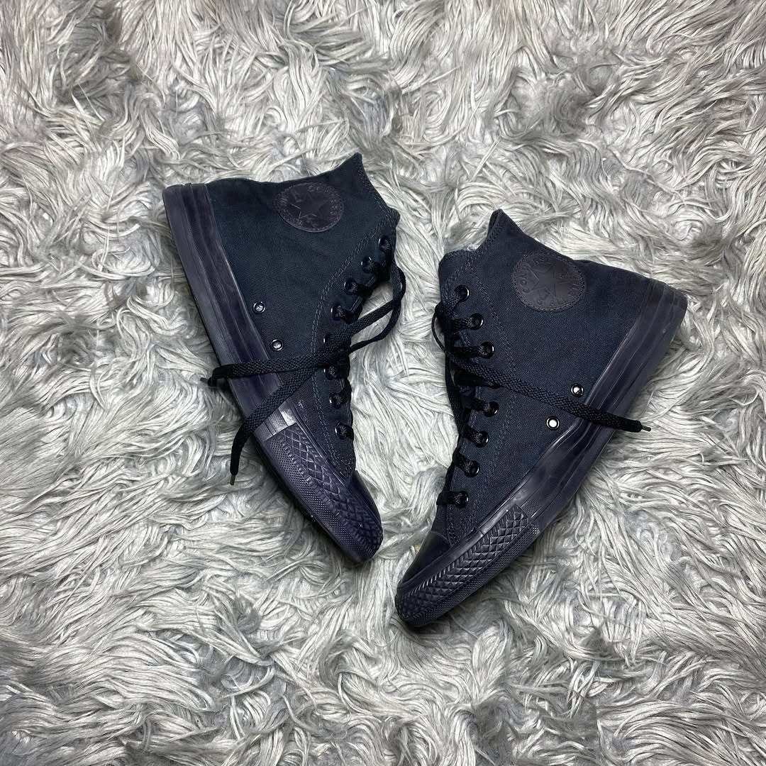 Converse High Top (41)