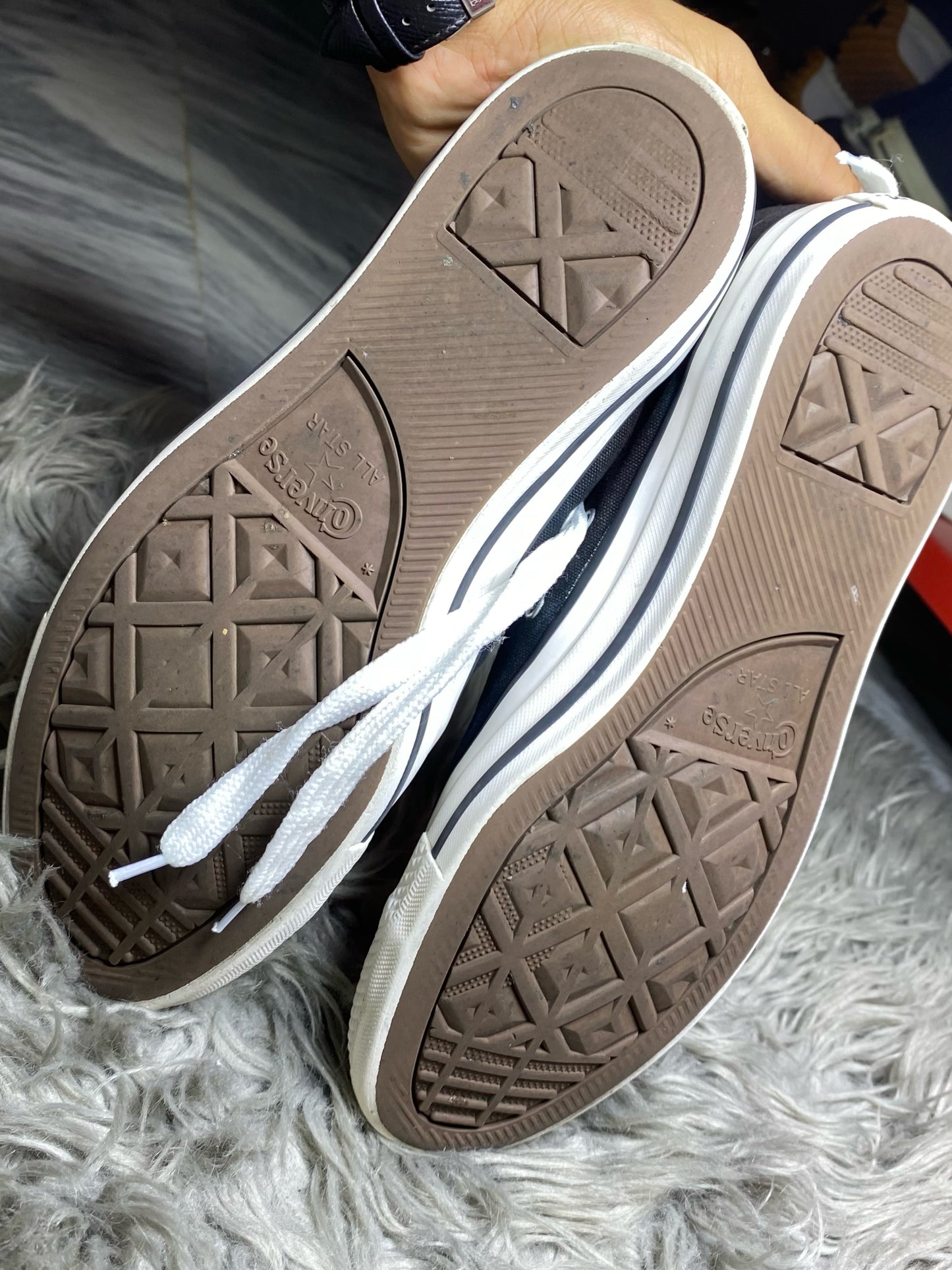 Converse Low Top (41.5)