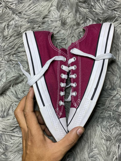 Converse Low Top (37.5)