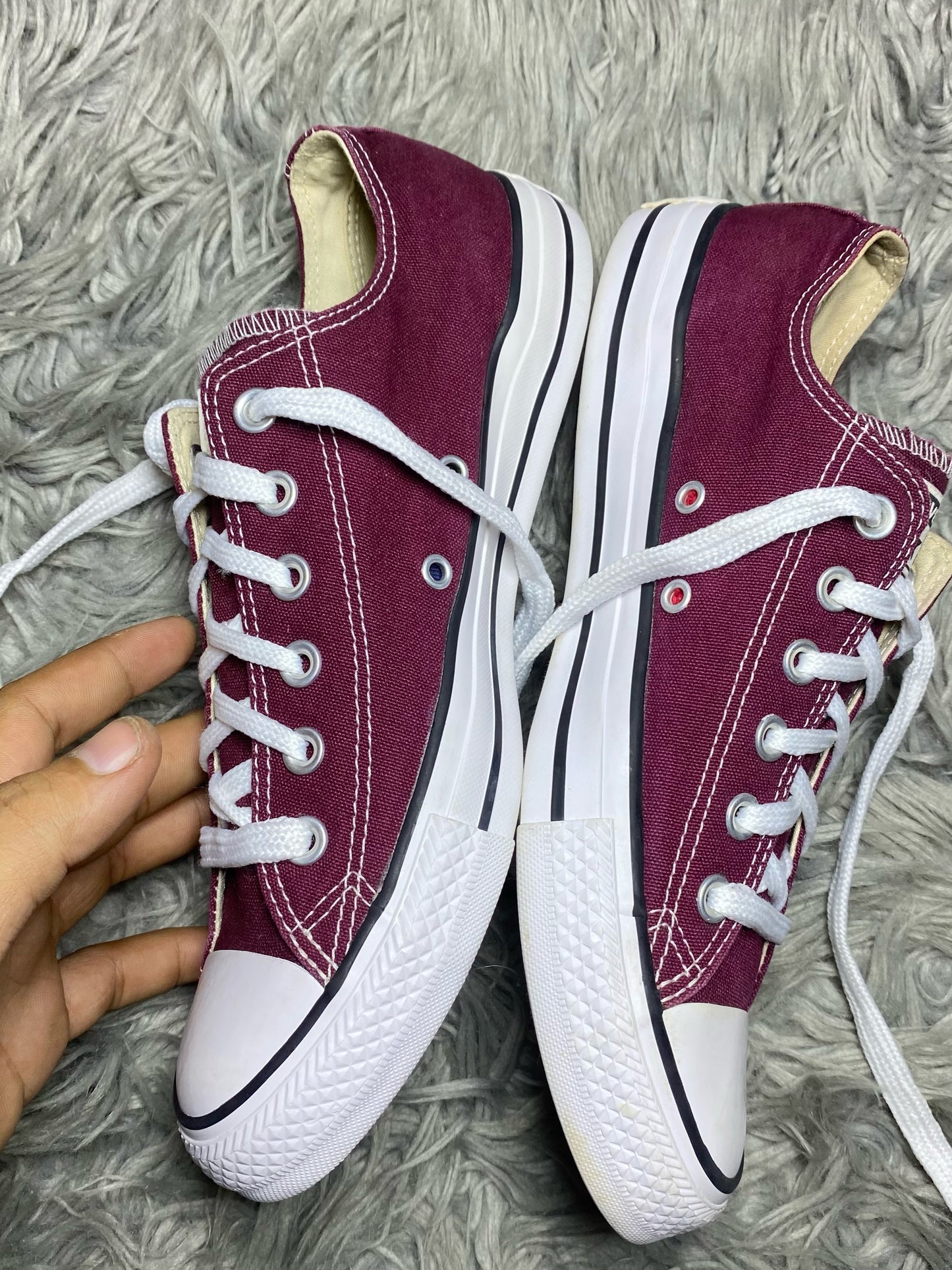 Converse Low Top (41)