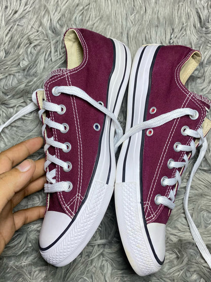 Converse Low Top (41)