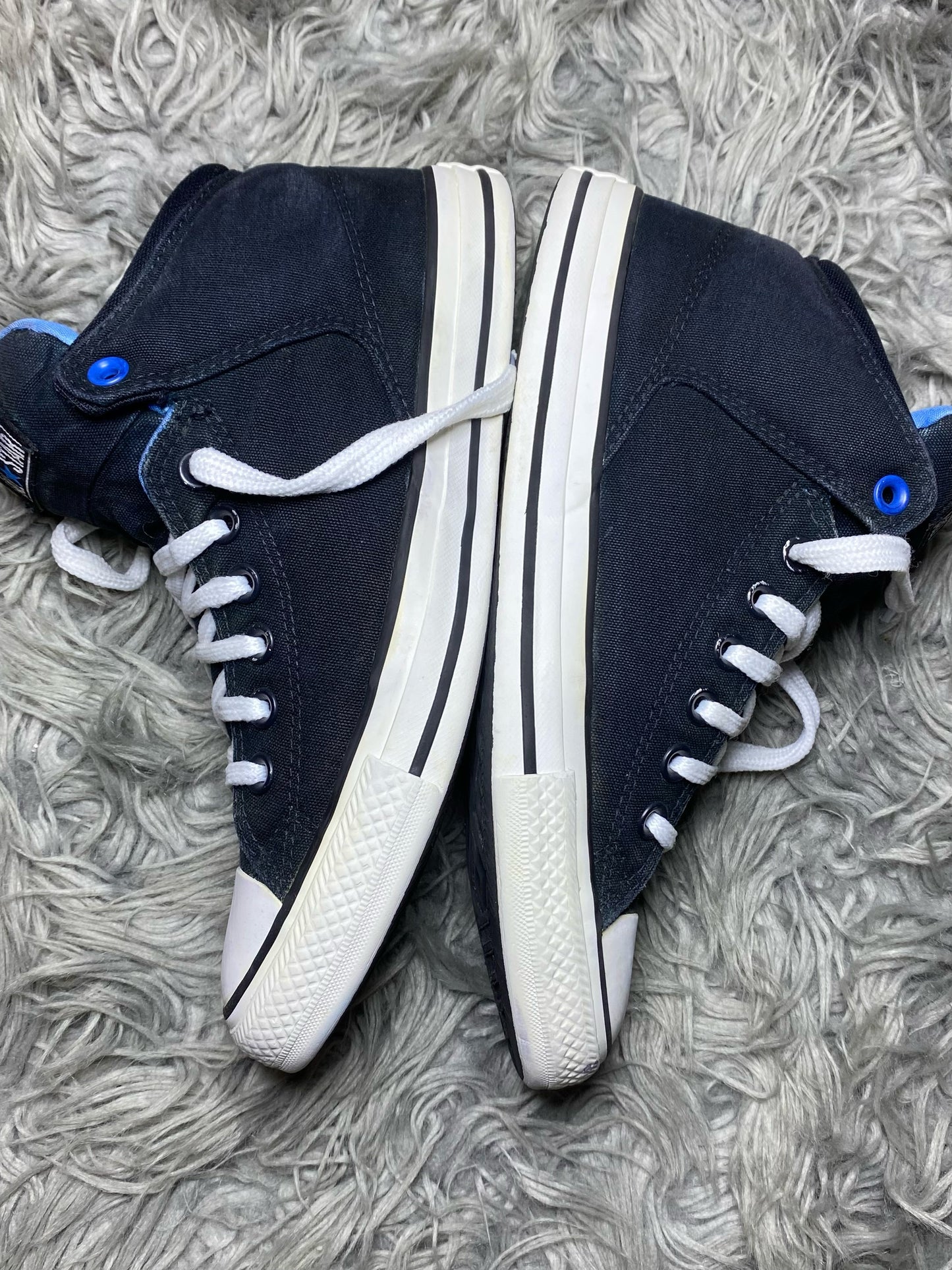 Converse High Top (41.5)