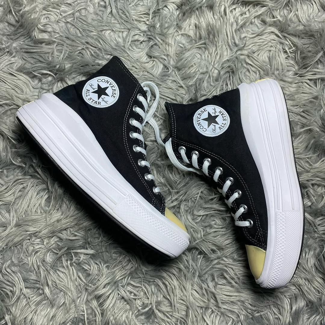 Converse High Top (39)
