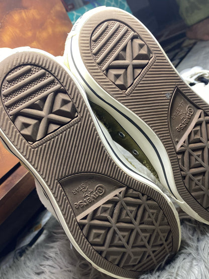 Converse High Top (42)