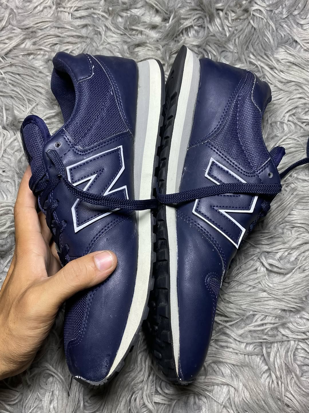 NB Shoes Size (45)