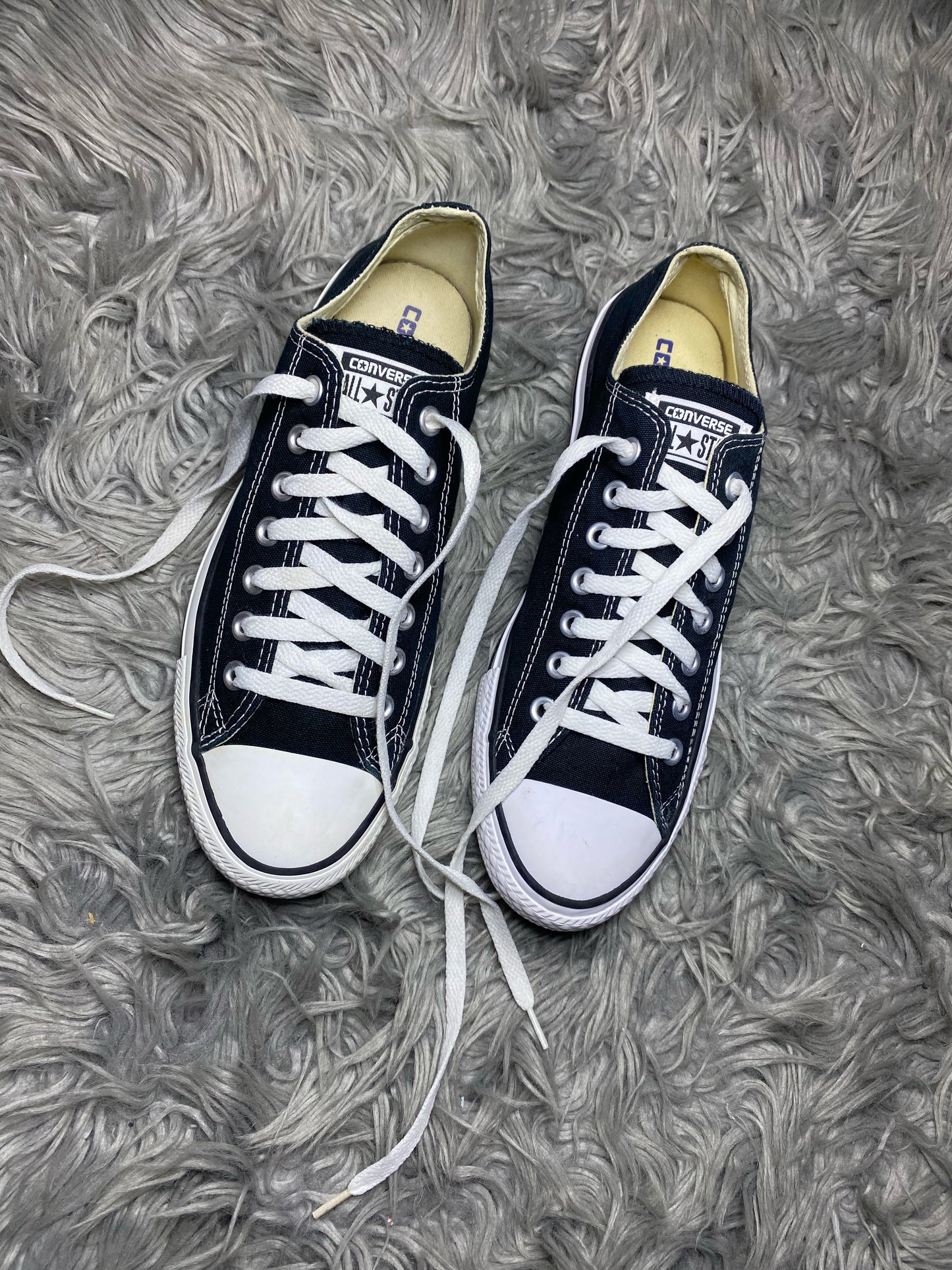 Converse Low Top (42.5)